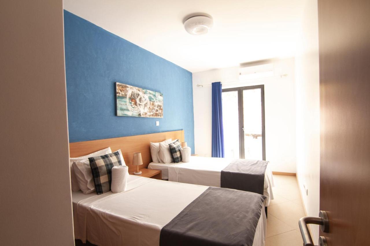 Deluxe Aparthotel Praia Exterior photo