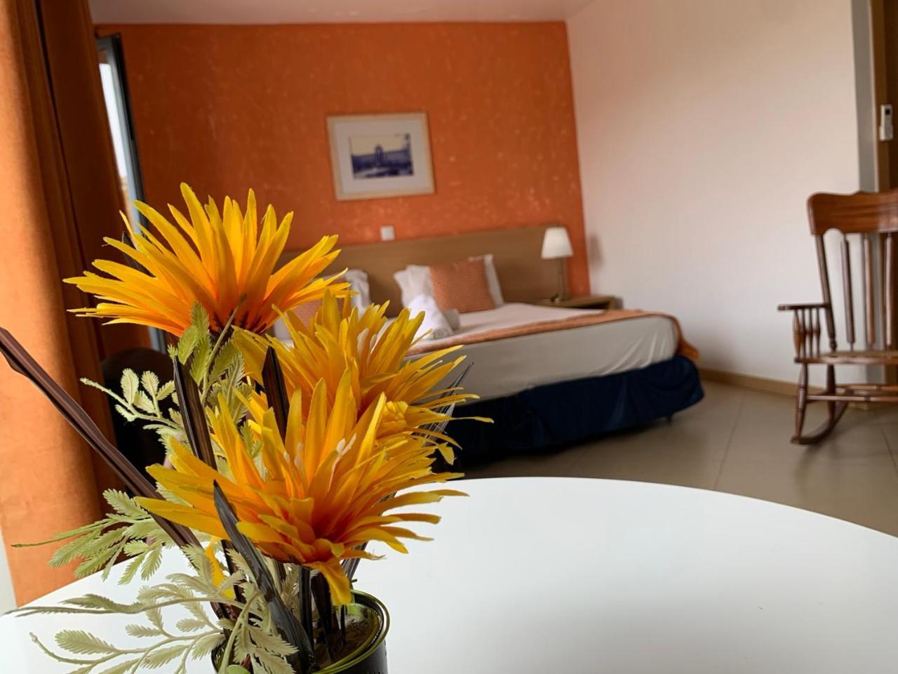 Deluxe Aparthotel Praia Exterior photo